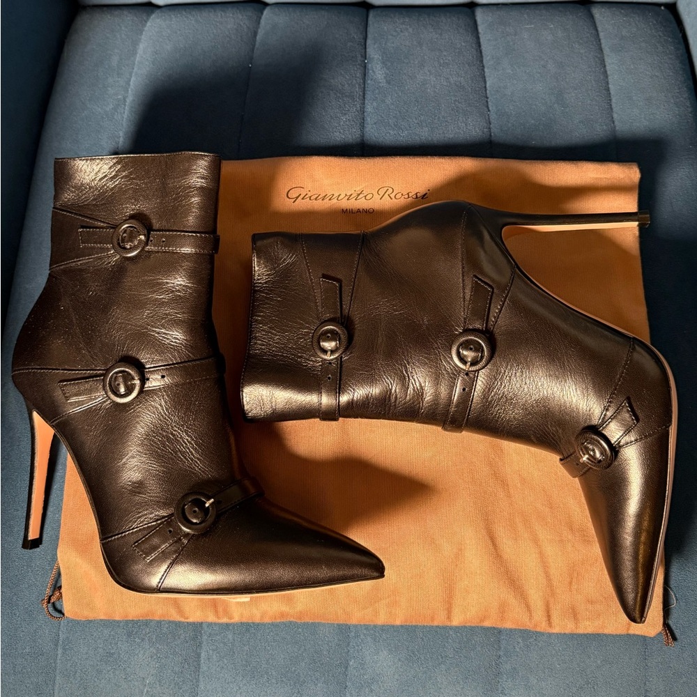 Gianvito Rossi Dark Brown Heeled Boots